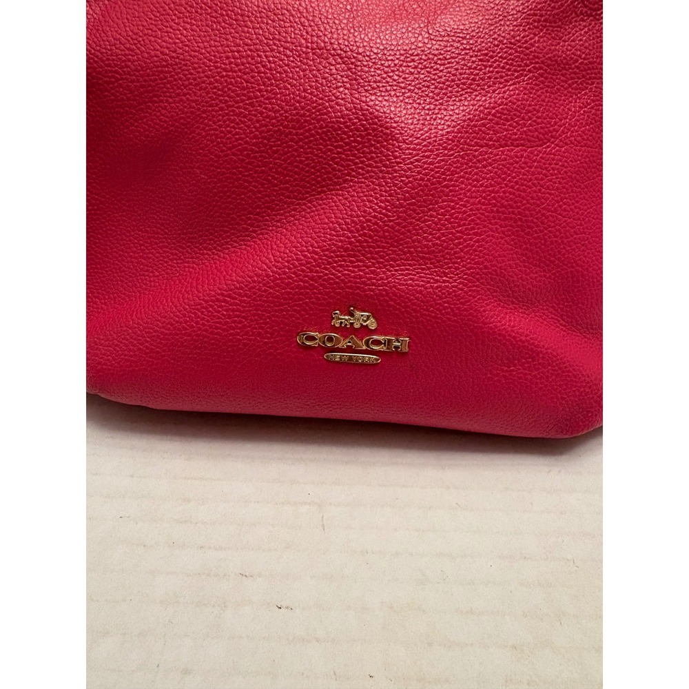 Coach Pink Pebbled Leather Hobo Shoulder Bag Gold Hardware 91028